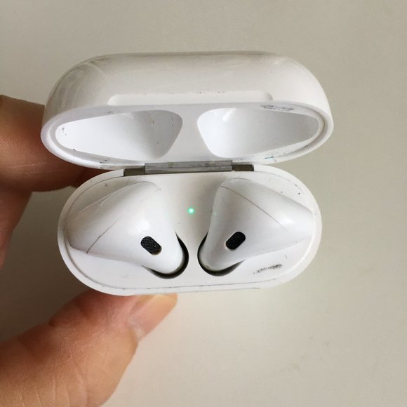 Apple AirPod Only Right Side Works w/ case 2nd Generation